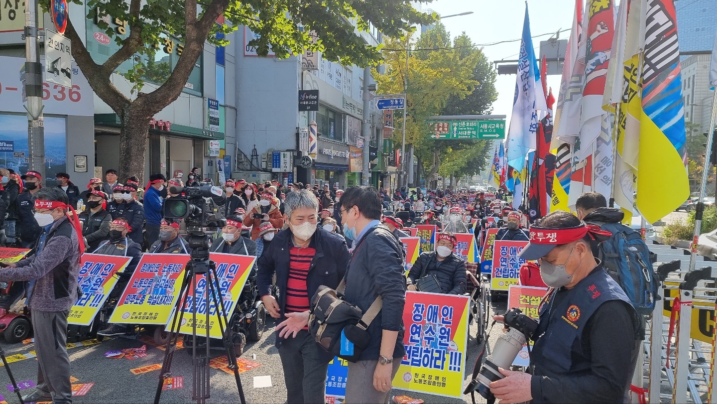 민주노총 건설노조 불법행위규탄 및 장애인 노동권 쟁취 결의대회 (16장) 관련 사진 3